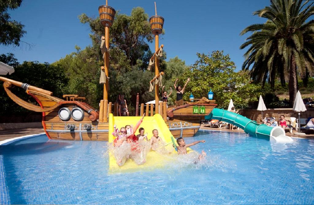 Hotel Beachclub Font De Sa Cala Zewnętrze zdjęcie