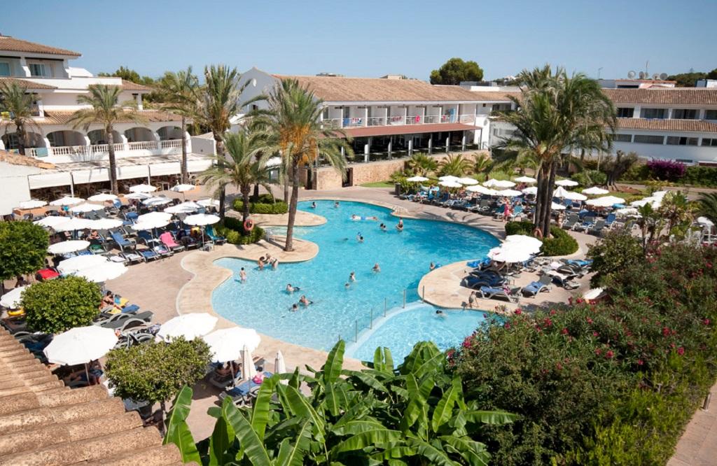 Hotel Beachclub Font De Sa Cala Zewnętrze zdjęcie