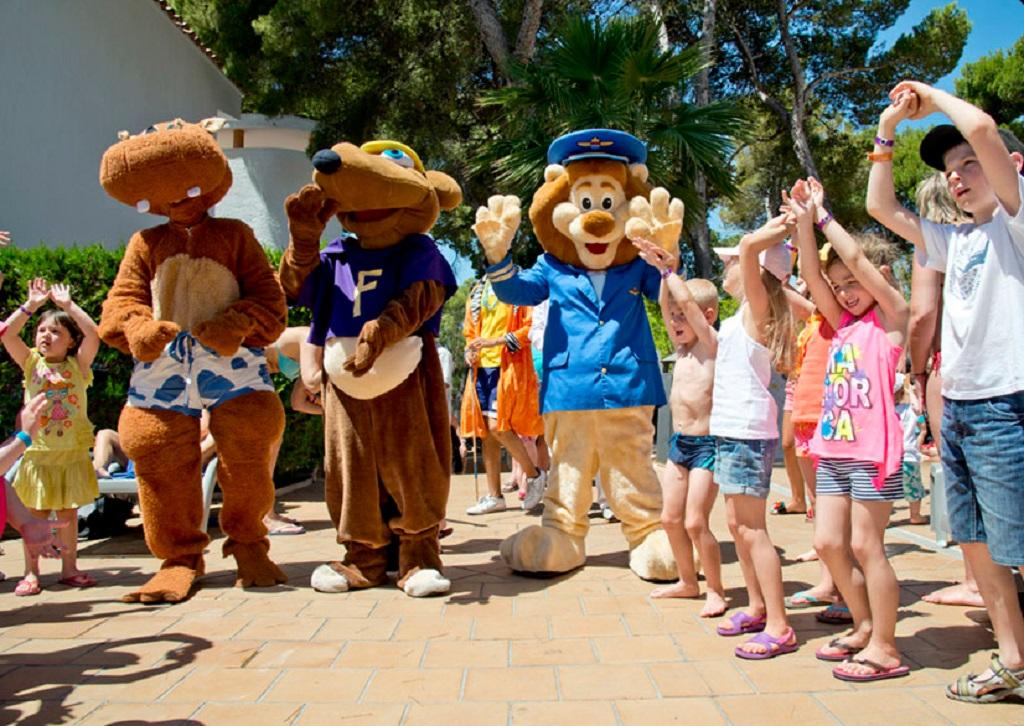 Hotel Beachclub Font De Sa Cala Zewnętrze zdjęcie