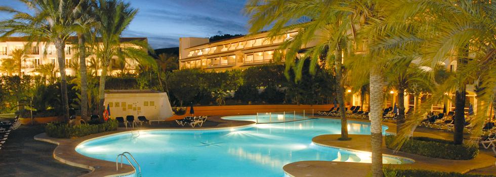 Hotel Beachclub Font De Sa Cala Zewnętrze zdjęcie