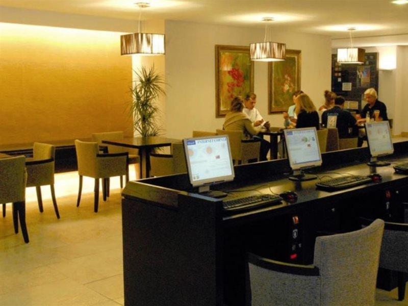 Hotel Beachclub Font De Sa Cala Zewnętrze zdjęcie