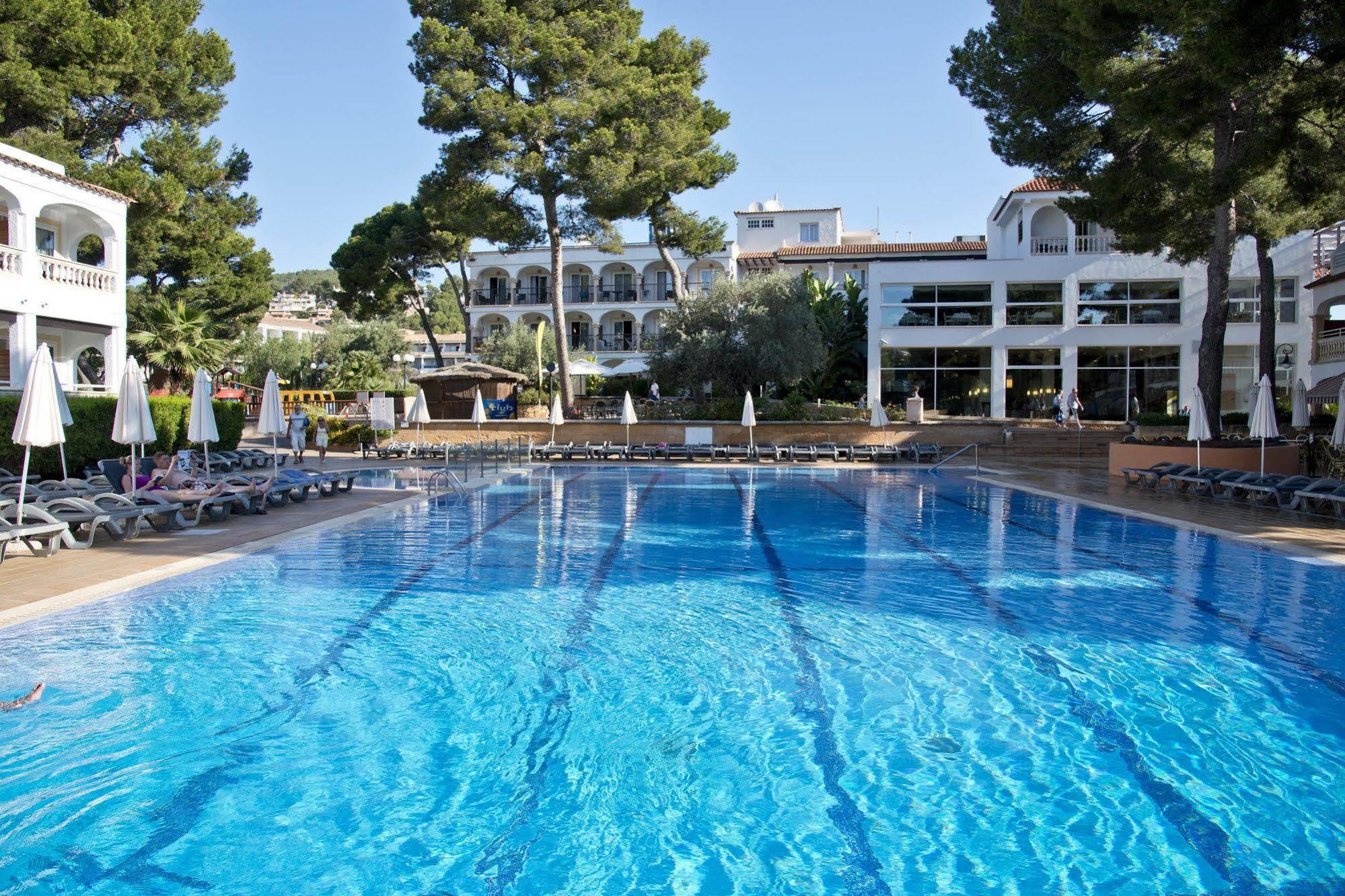 Hotel Beachclub Font De Sa Cala Zewnętrze zdjęcie