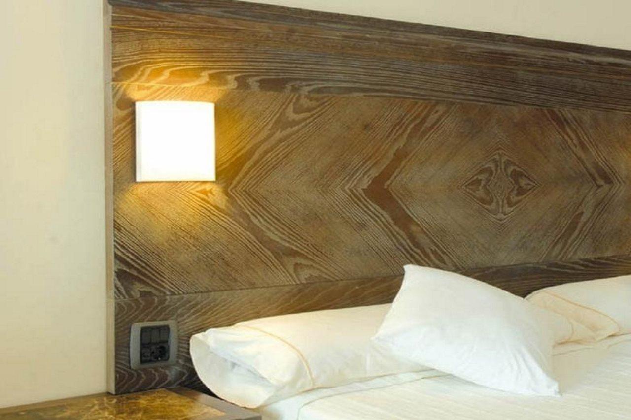 Hotel Beachclub Font De Sa Cala Zewnętrze zdjęcie